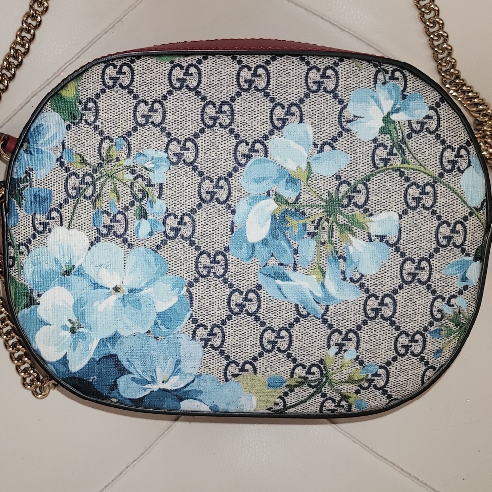 Supreme Monogram  Bloom Chain Shoulder Bag